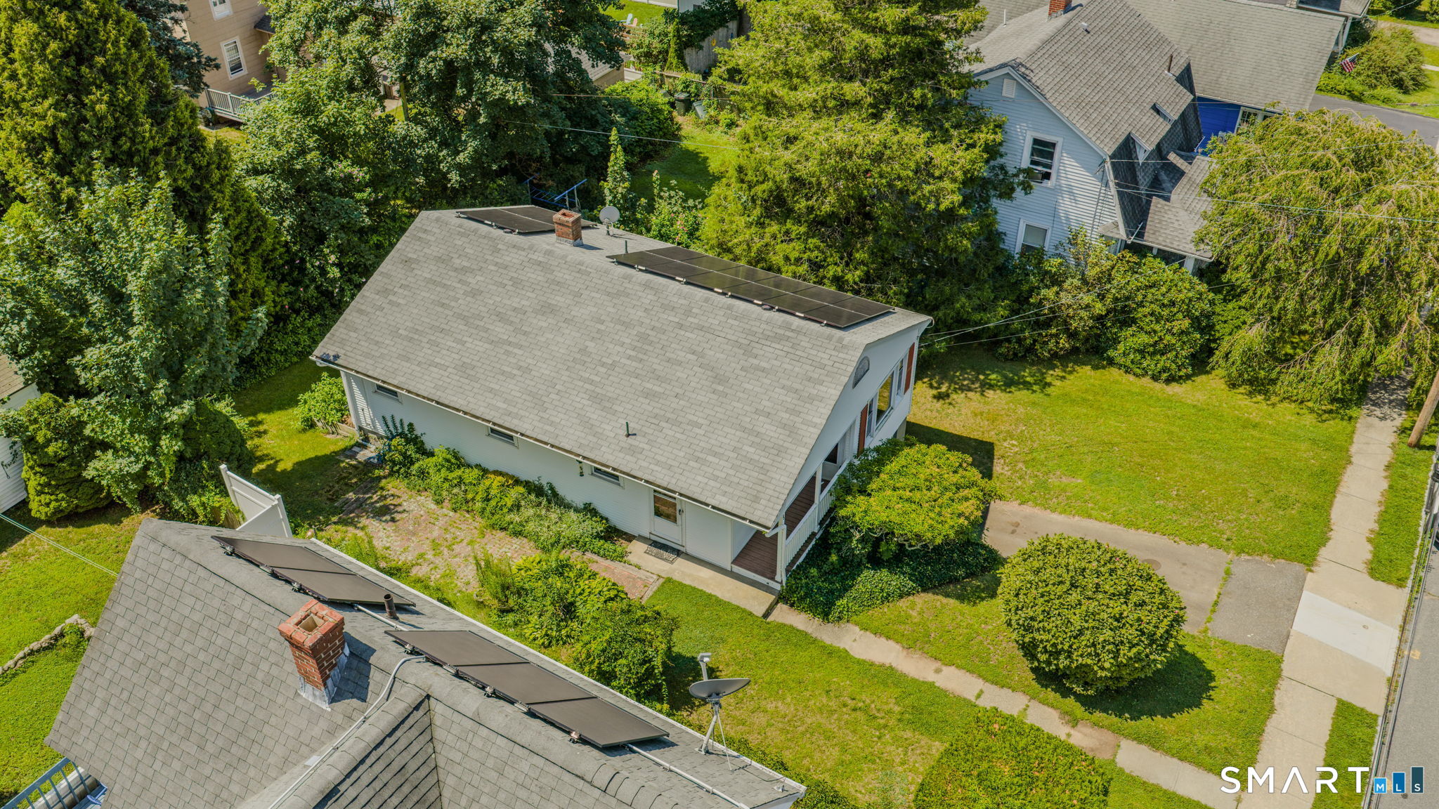 20 Sander Street New London CT 06320