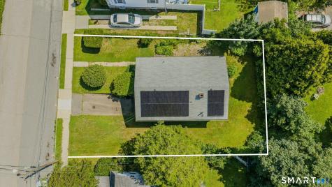 20 Sander Street New London CT 06320