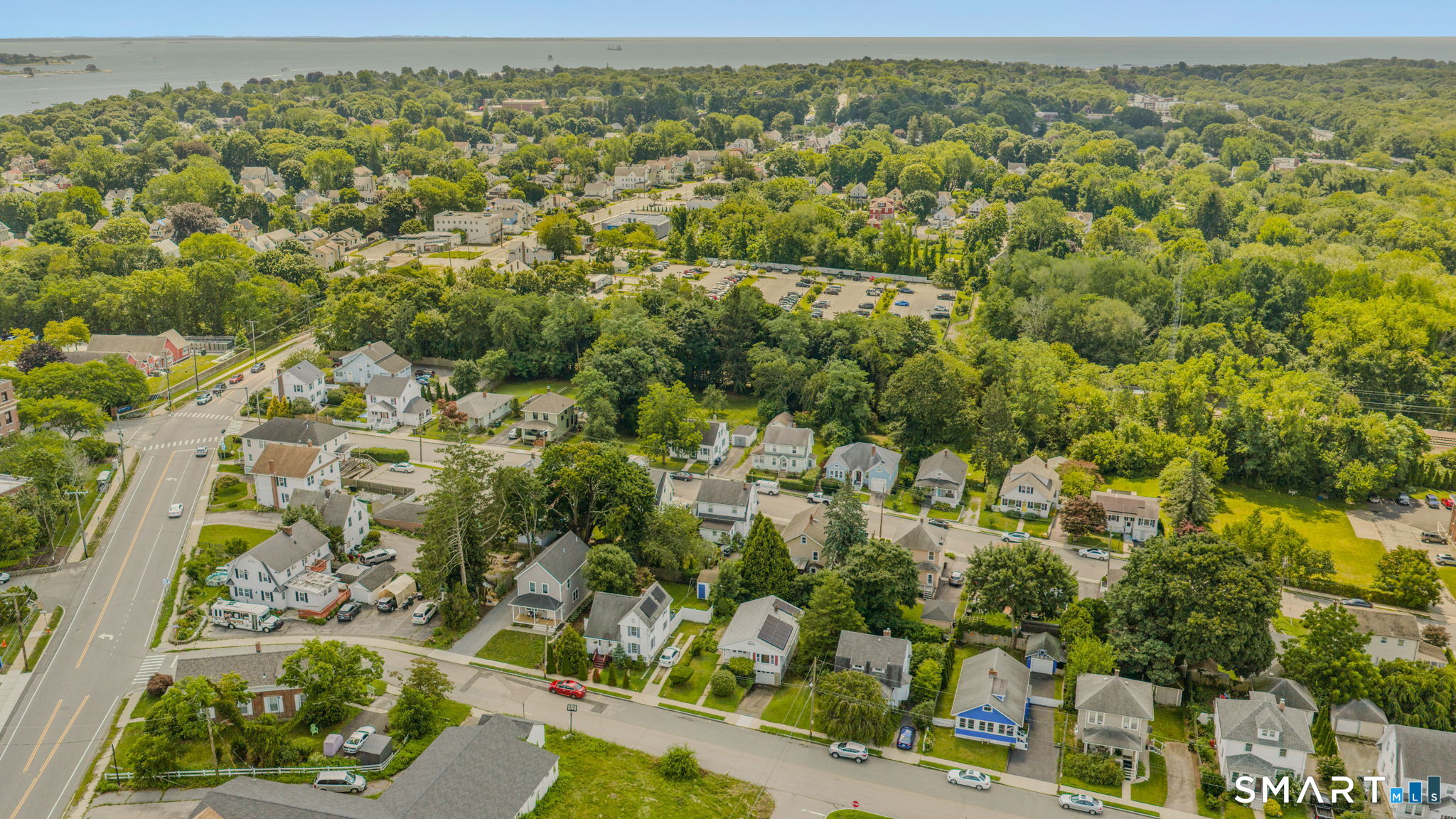 20 Sander Street New London CT 06320