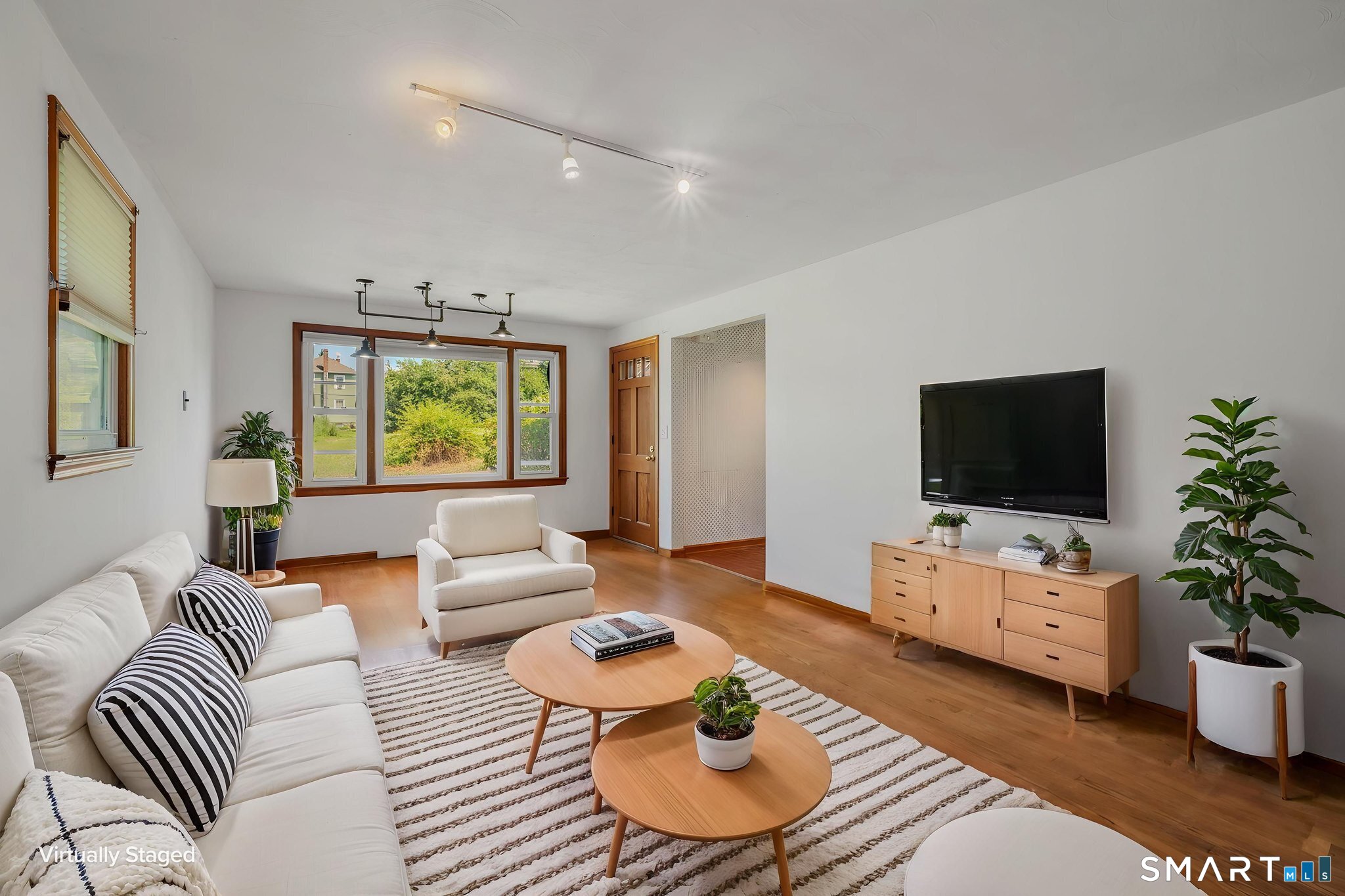 20 Sander Street New London CT 06320