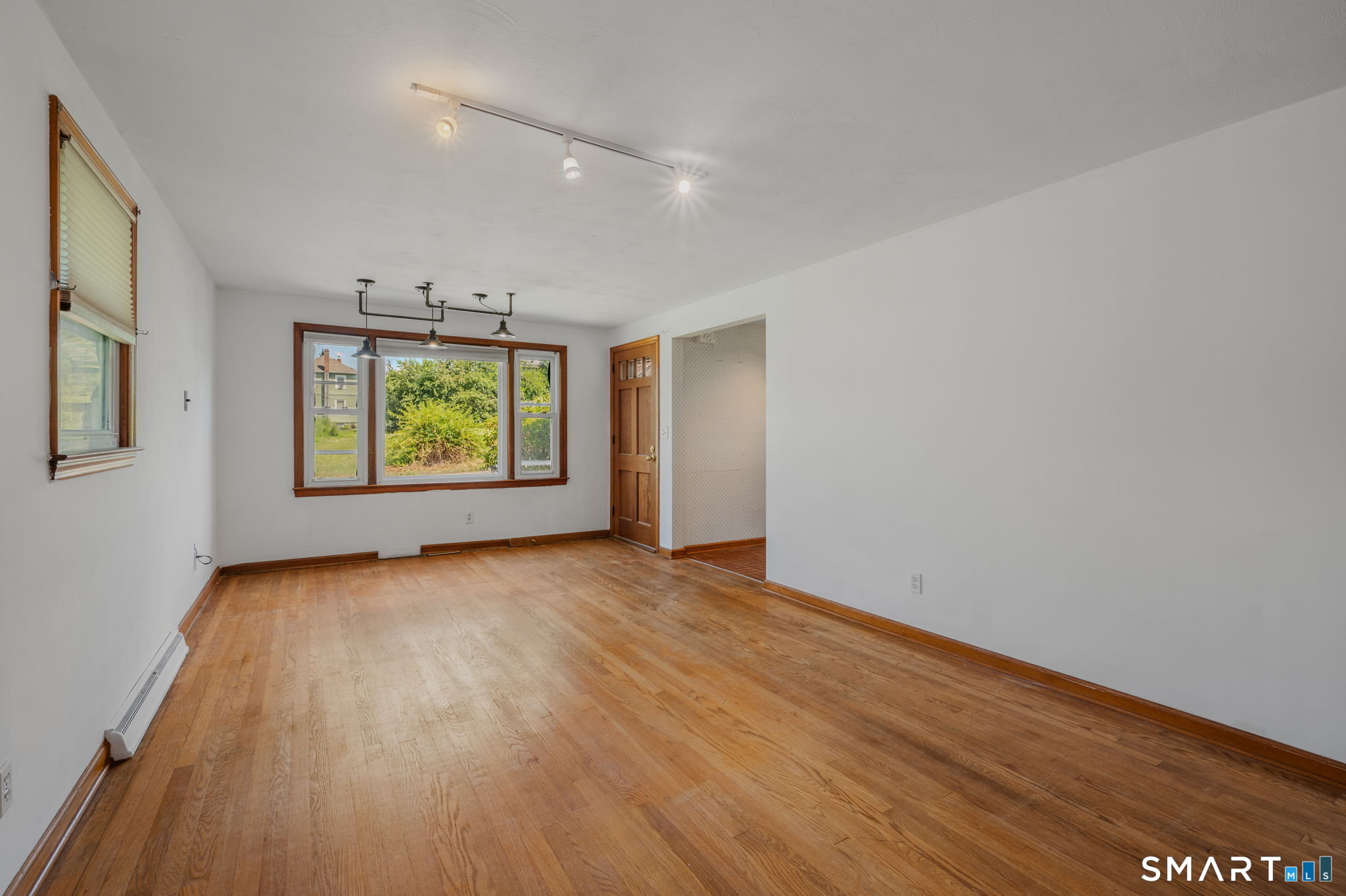 20 Sander Street New London CT 06320