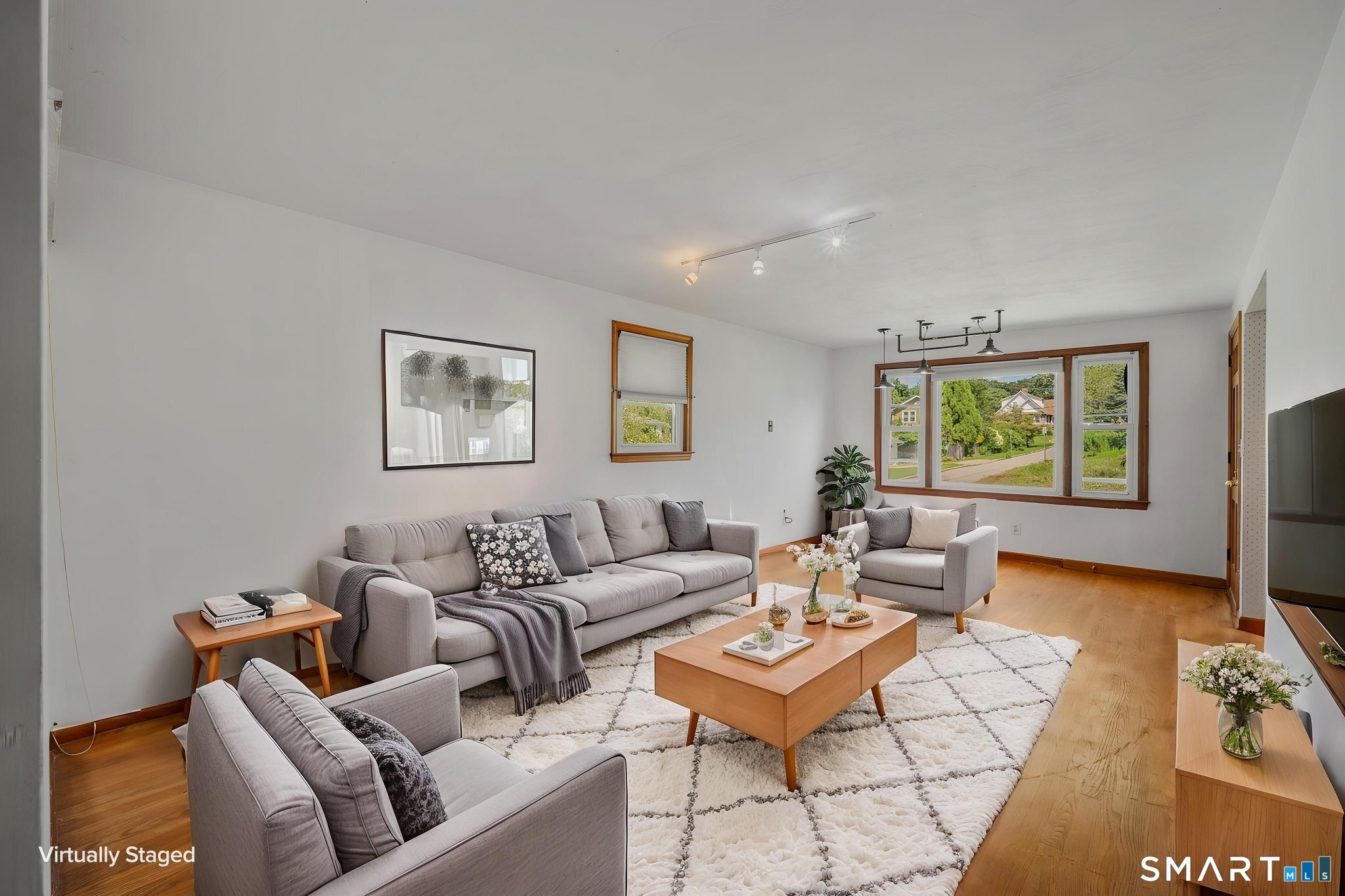 20 Sander Street New London CT 06320