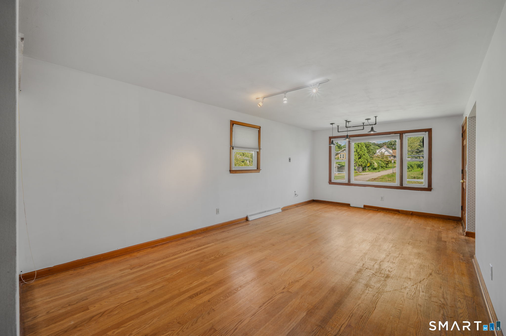 20 Sander Street New London CT 06320