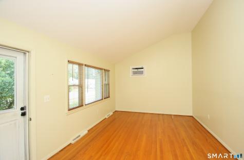 57 Grande Road East Hartford CT 06118