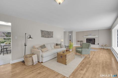 19 Cricklewood Lane Norwalk CT 06851