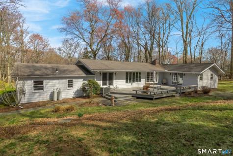 19 Cricklewood Lane Norwalk CT 06851