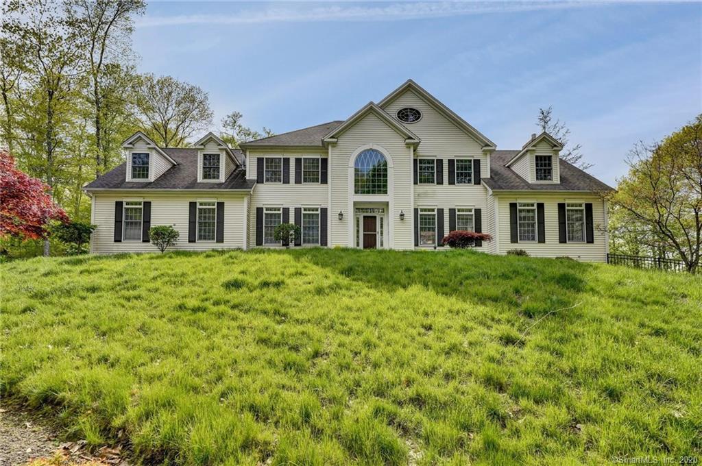 12 Amber Drive New Fairfield CT 06812