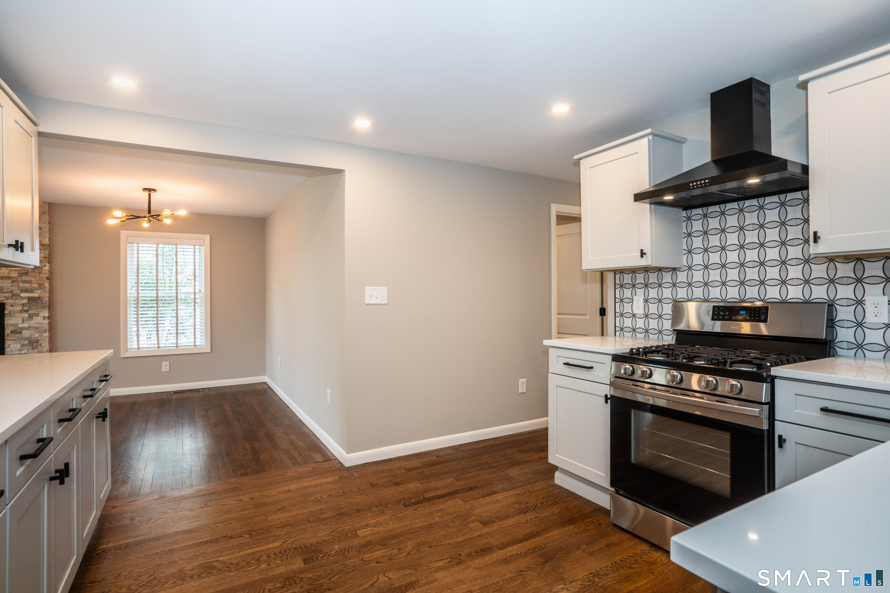 102 Knollwood Road West Hartford CT 06110