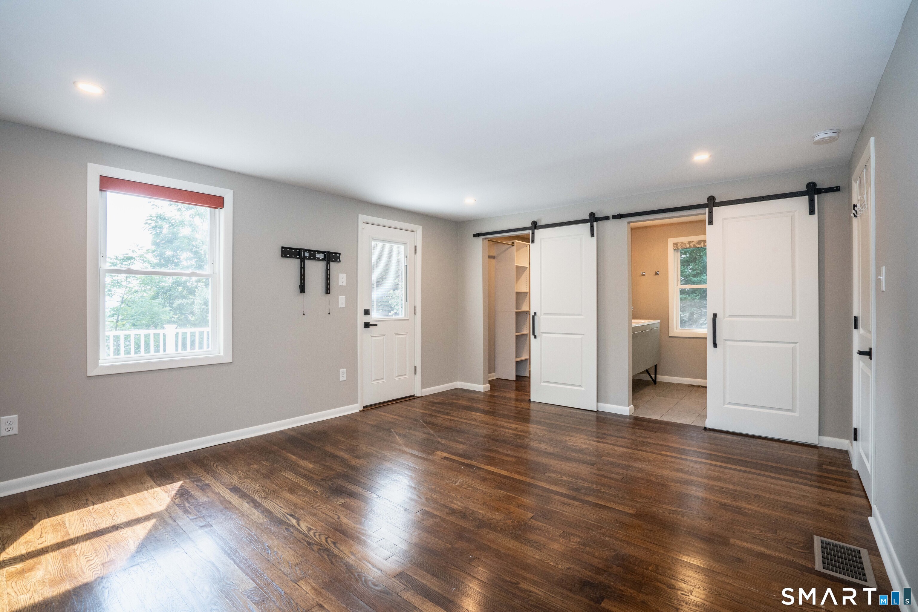 102 Knollwood Road West Hartford CT 06110