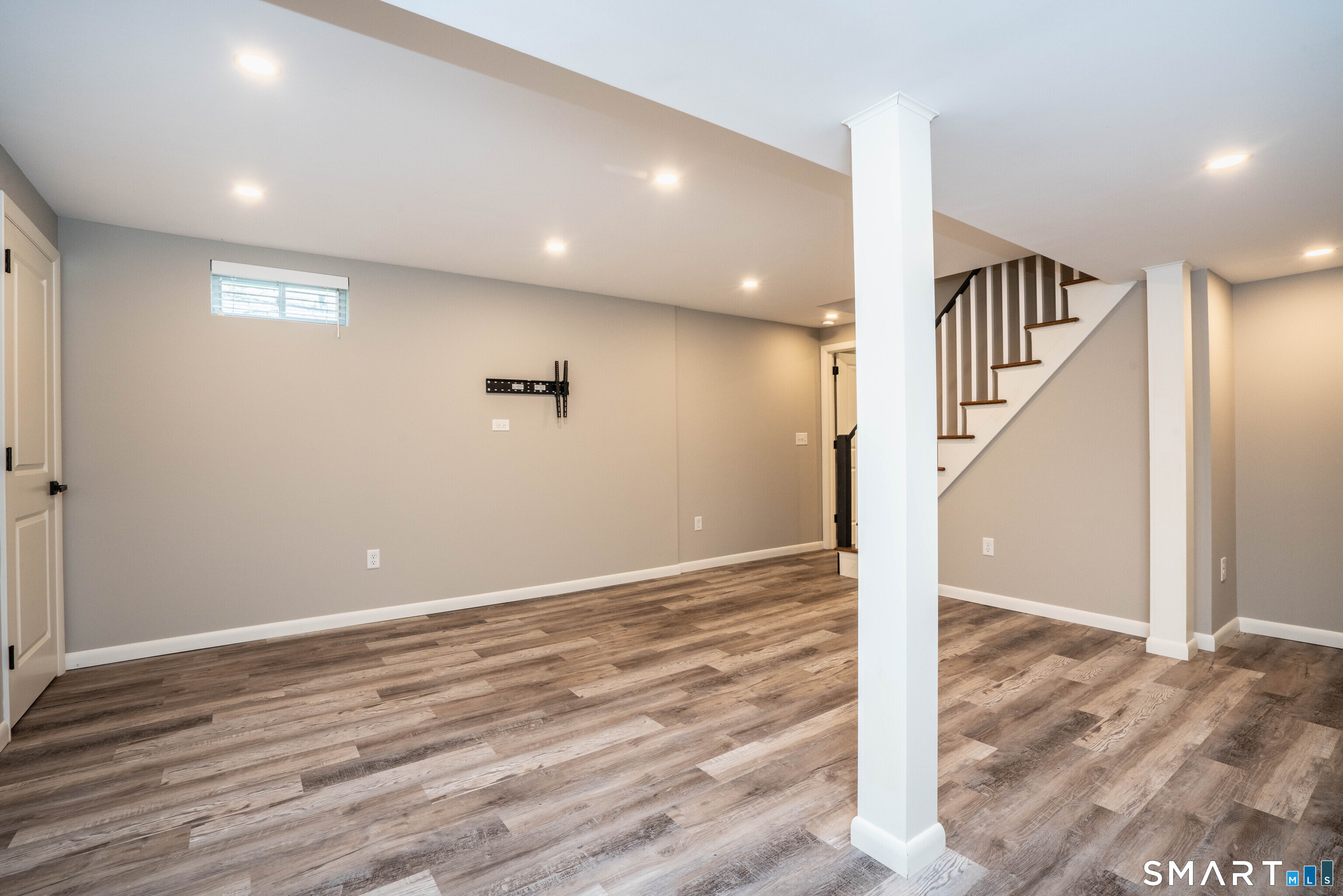 102 Knollwood Road West Hartford CT 06110