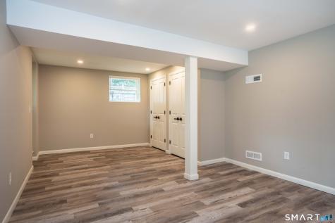 102 Knollwood Road West Hartford CT 06110