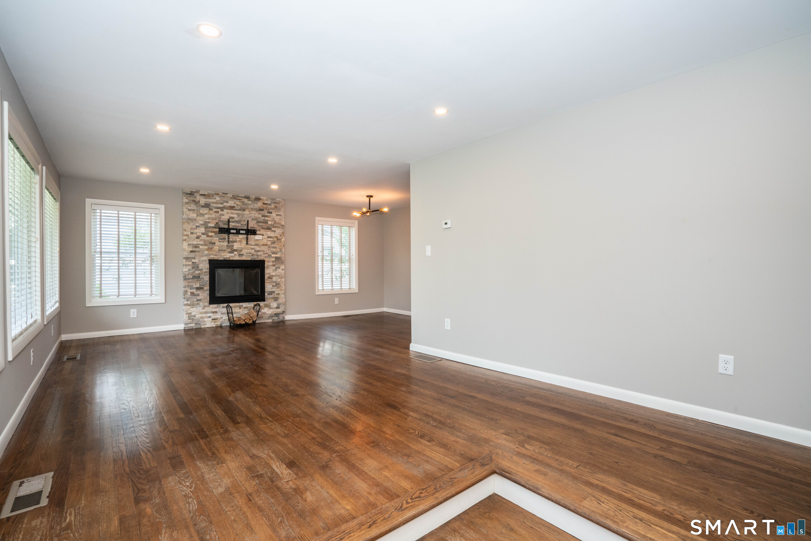 102 Knollwood Road West Hartford CT 06110
