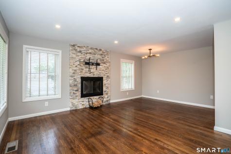 102 Knollwood Road West Hartford CT 06110