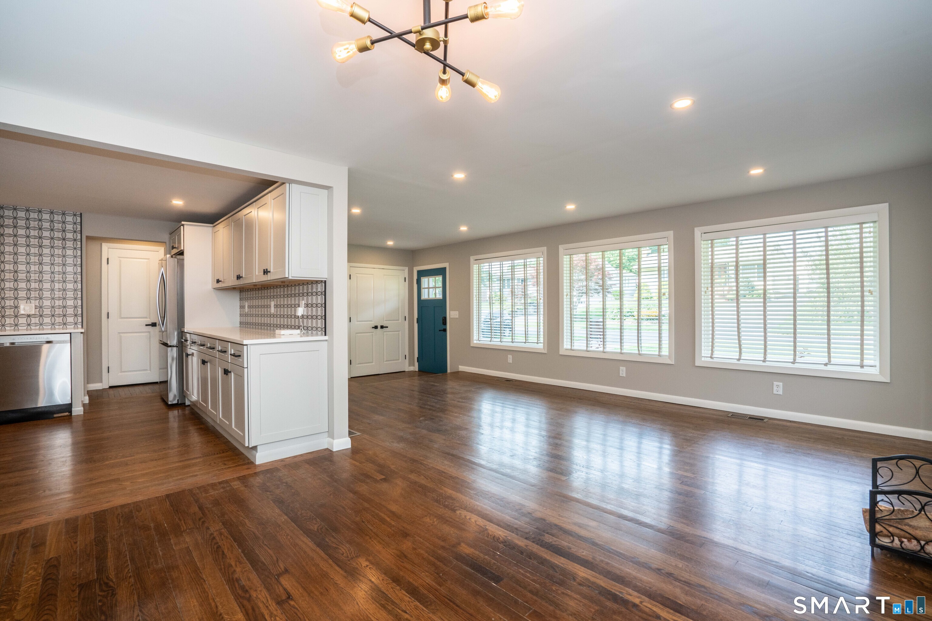 102 Knollwood Road West Hartford CT 06110