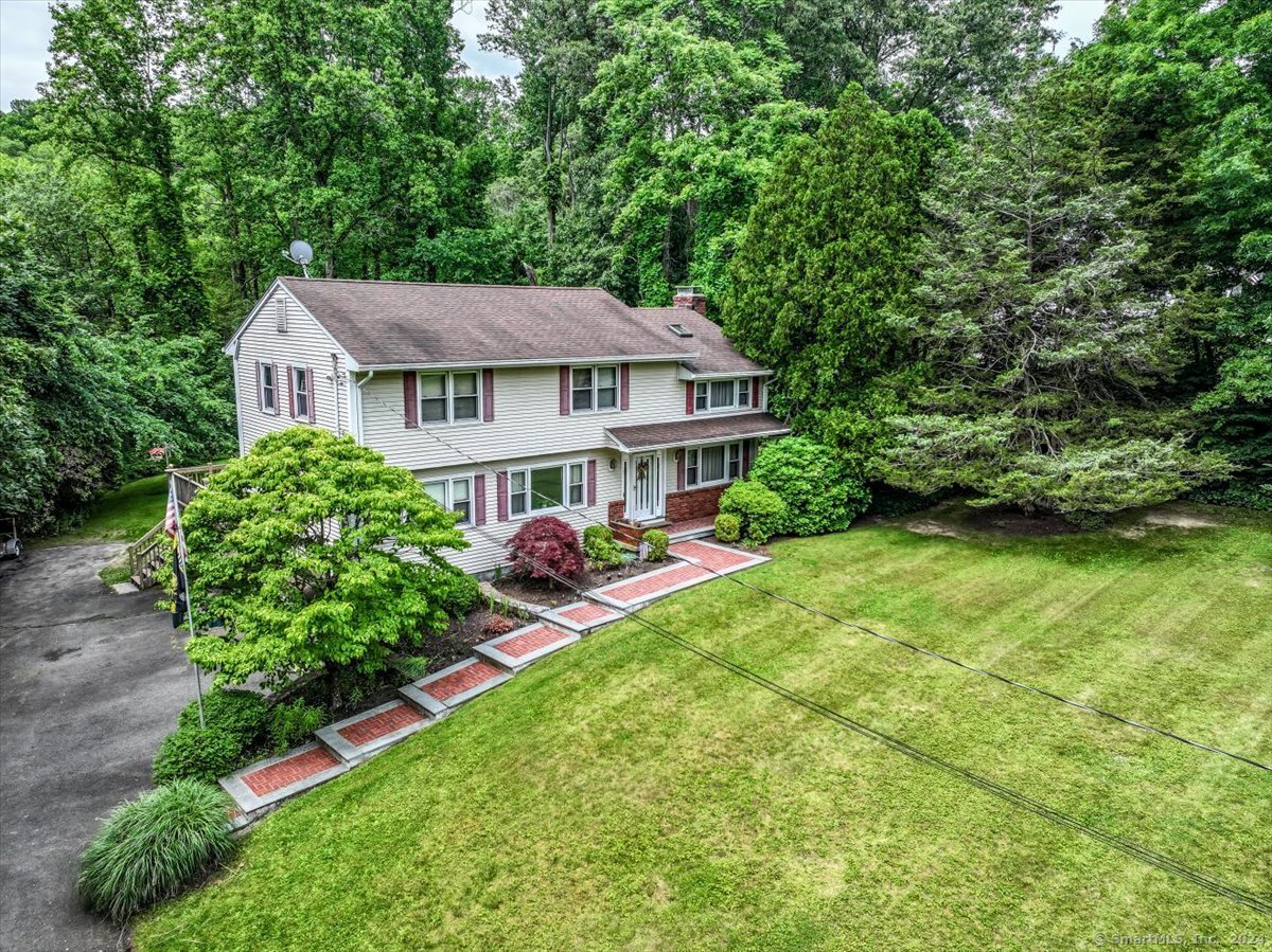5 Lower Lake Road Danbury CT 06811
