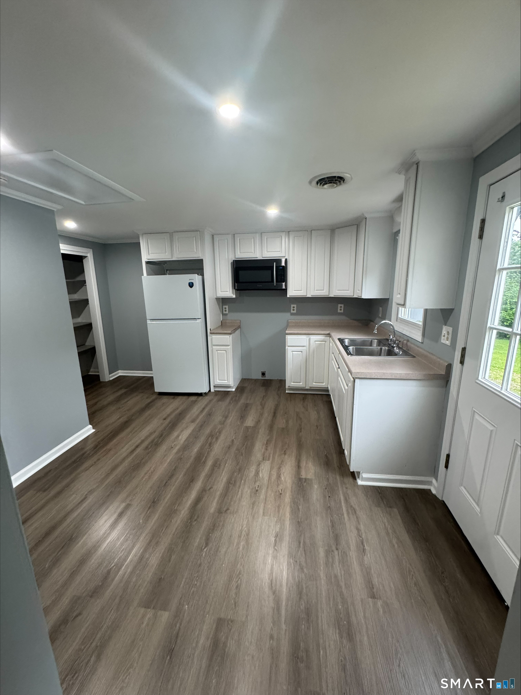 7 North Road Bethel CT 06801