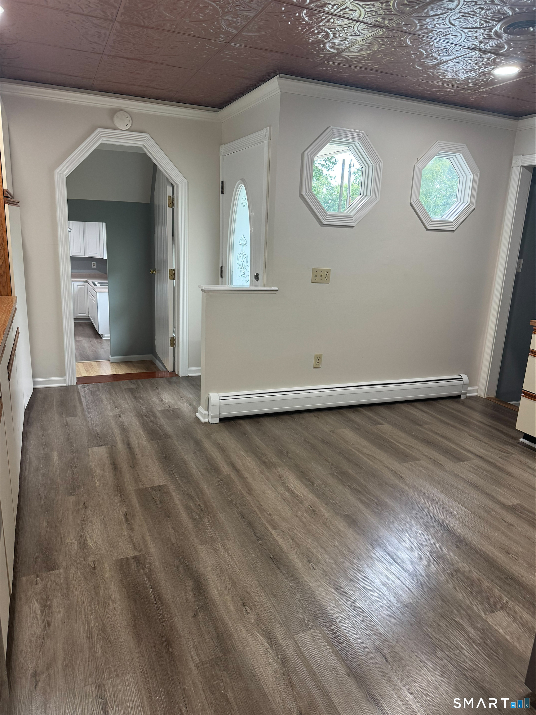 7 North Road Bethel CT 06801