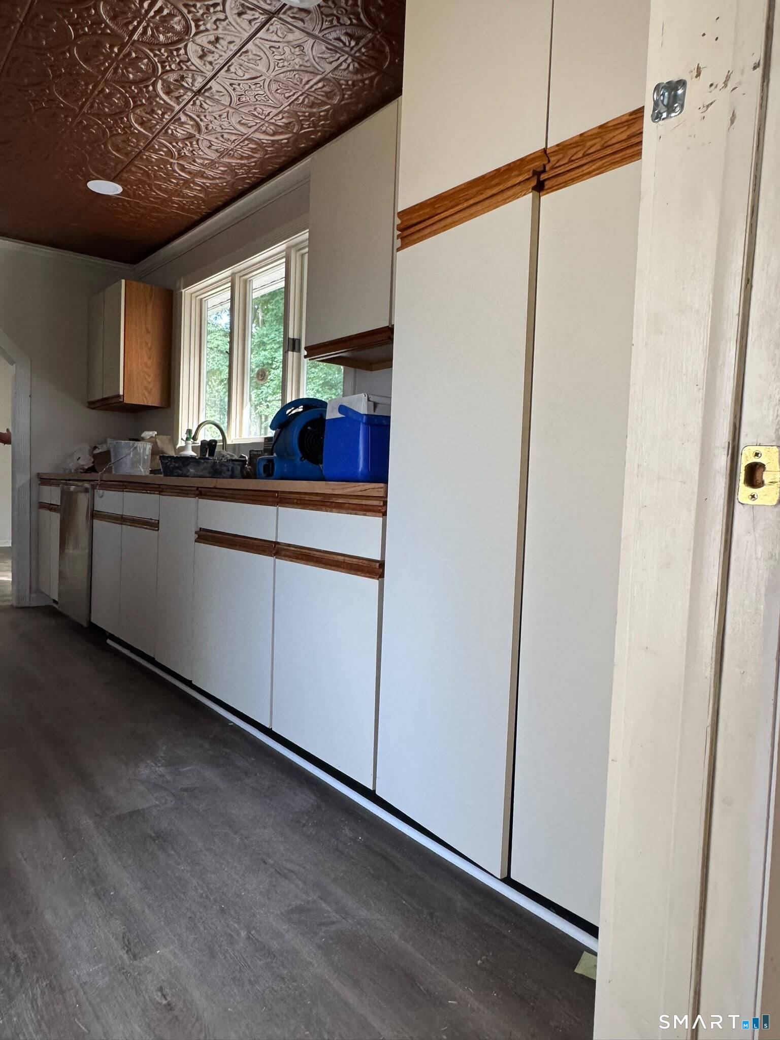 7 North Road Bethel CT 06801