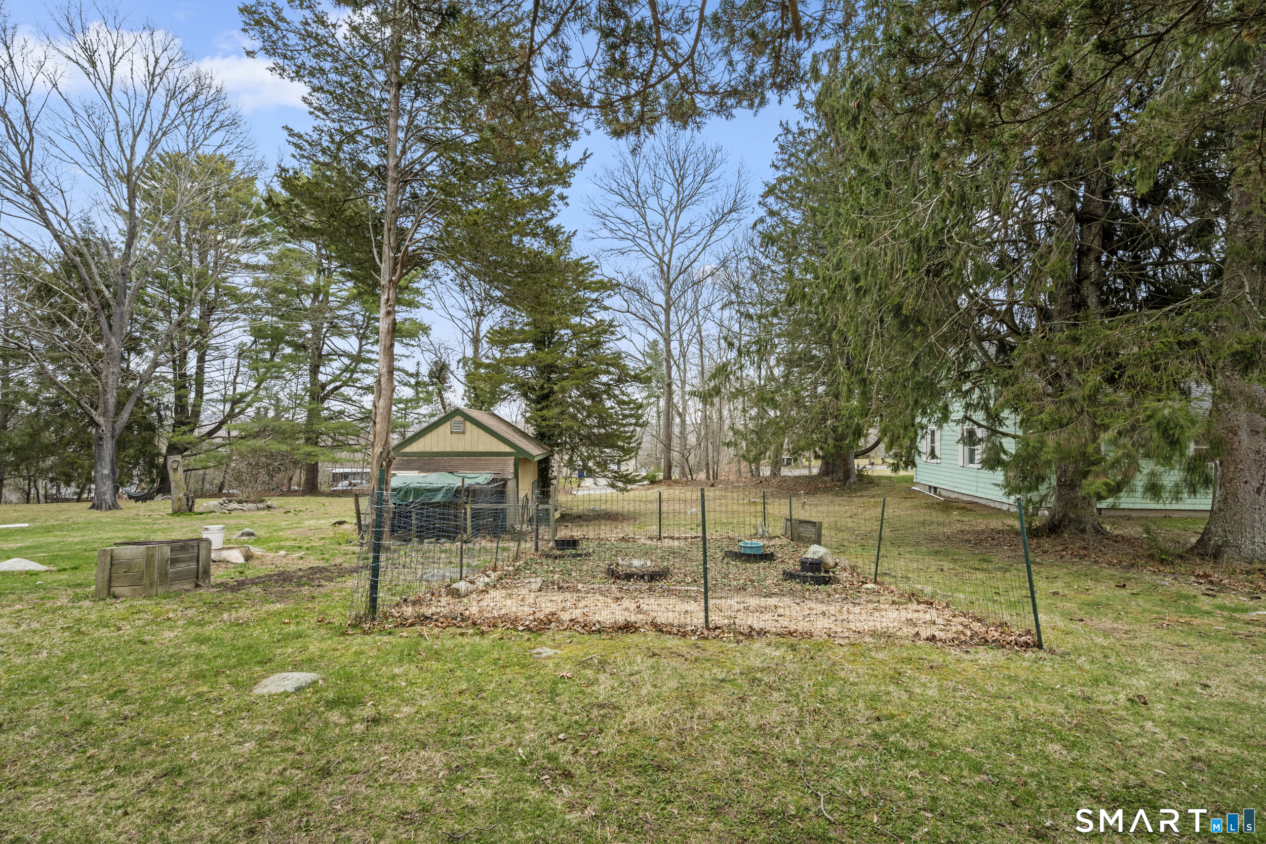 26 Field Street Stonington CT 06379