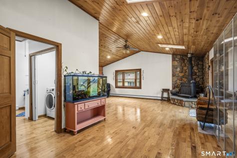 26 Field Street Stonington CT 06379
