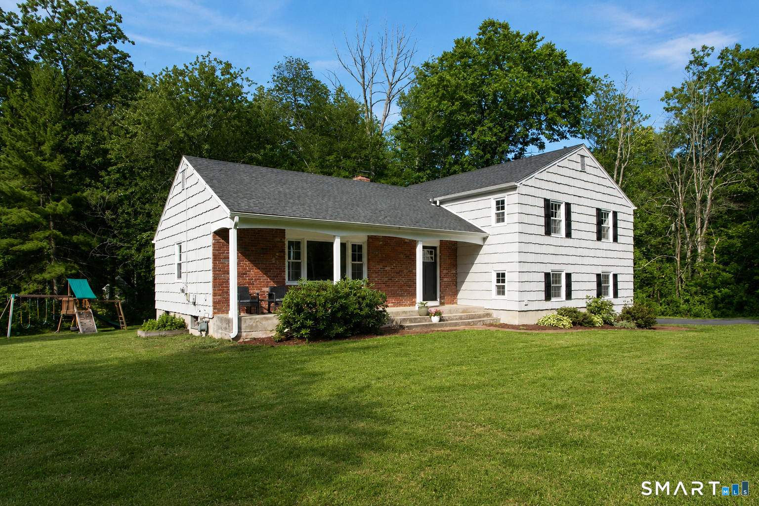 8 Lawton Drive Simsbury CT 06070