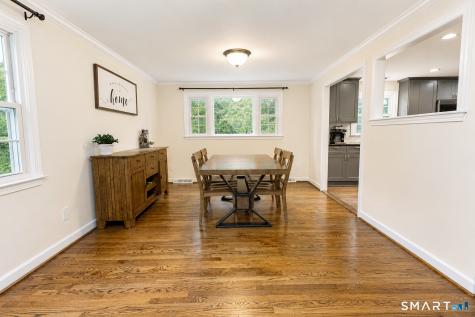 8 Lawton Drive Simsbury CT 06070