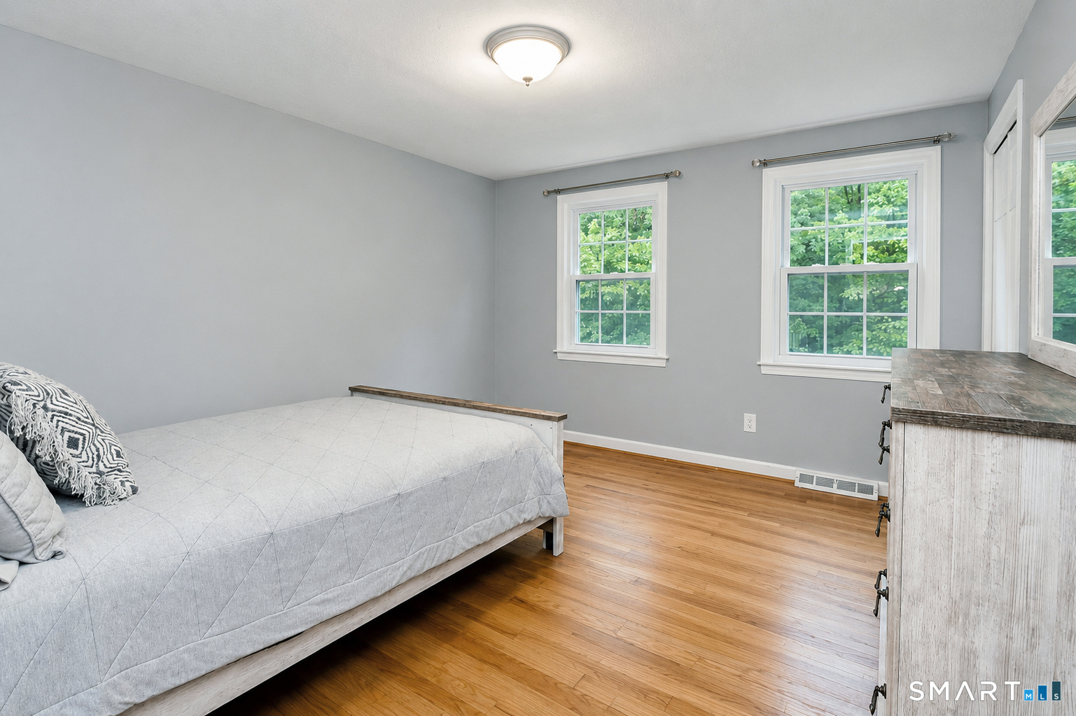 8 Lawton Drive Simsbury CT 06070
