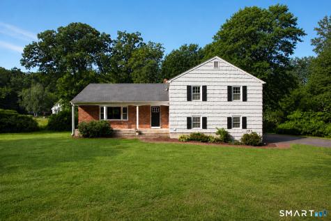 8 Lawton Drive Simsbury CT 06070