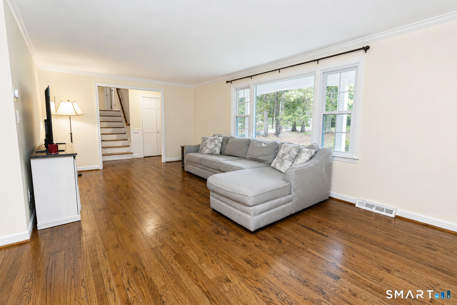 8 Lawton Drive Simsbury CT 06070