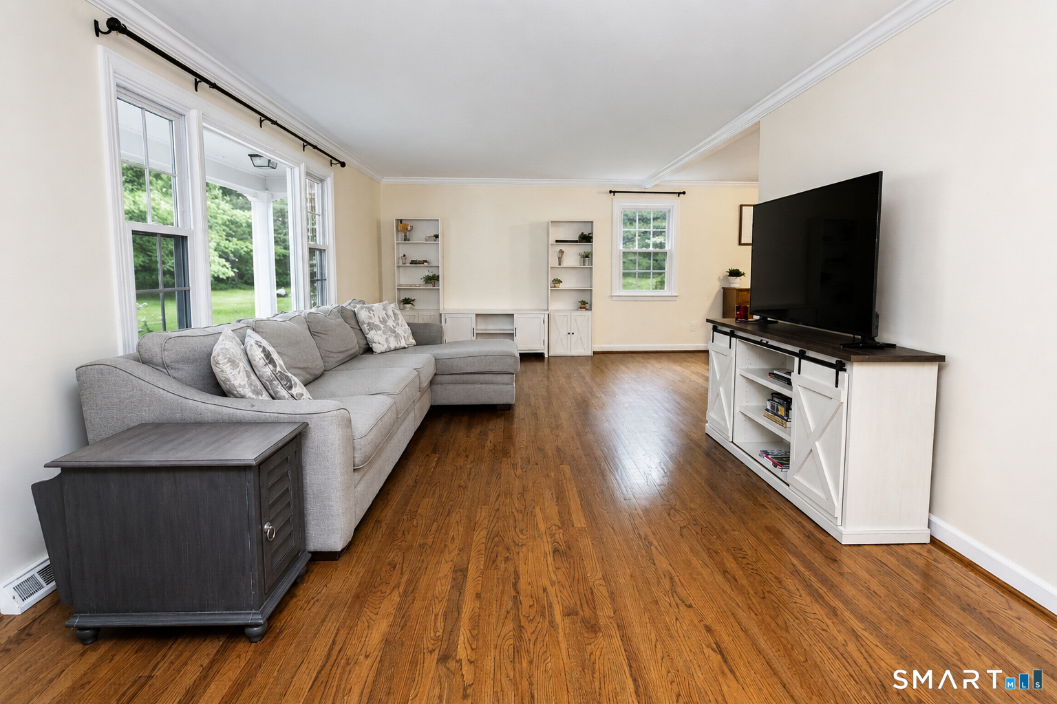 8 Lawton Drive Simsbury CT 06070