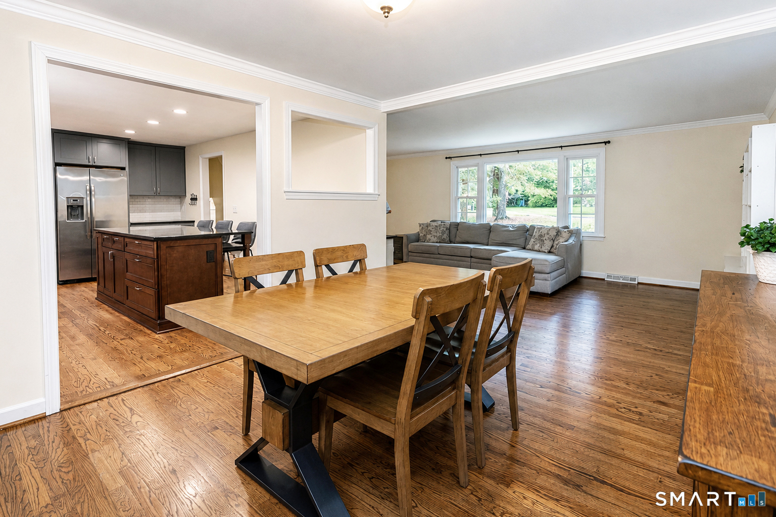 8 Lawton Drive Simsbury CT 06070