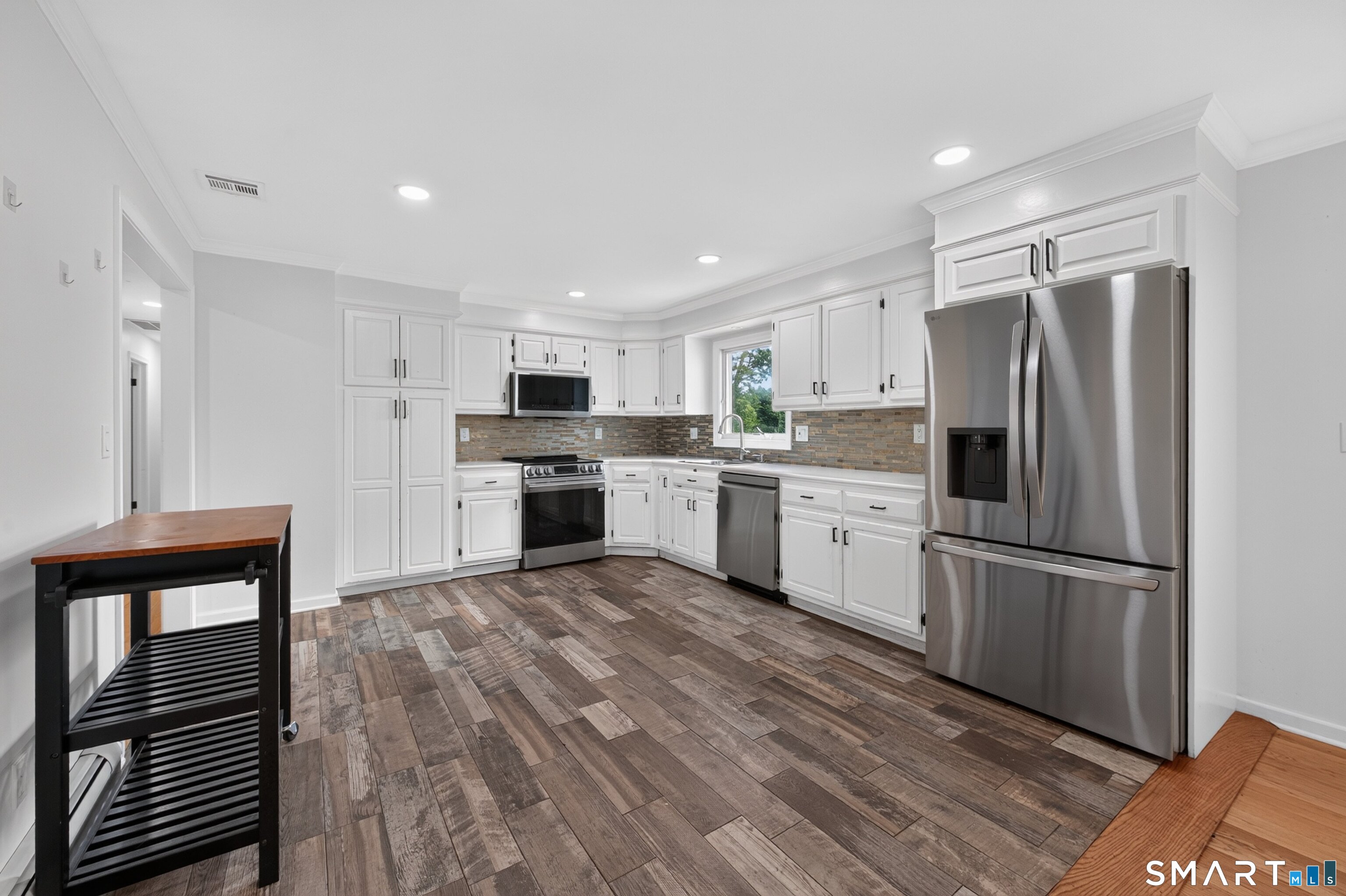 523 Highfield Drive Orange CT 06477
