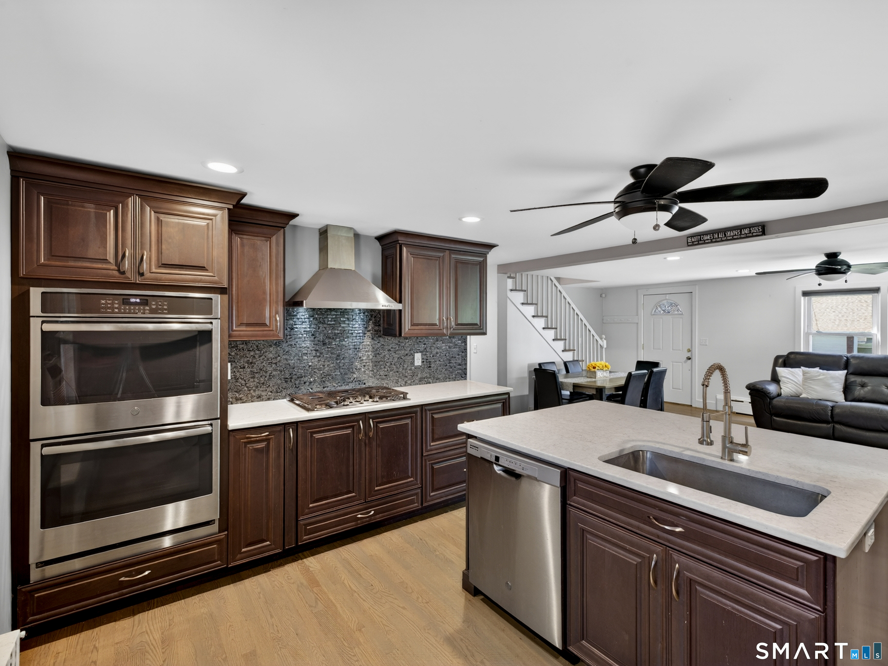 14 Oakwood Lane Clinton CT 06413
