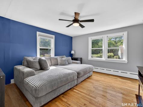 14 Oakwood Lane Clinton CT 06413