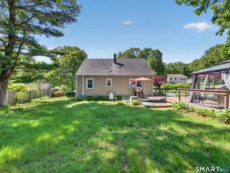 14 Oakwood Lane Clinton CT 06413