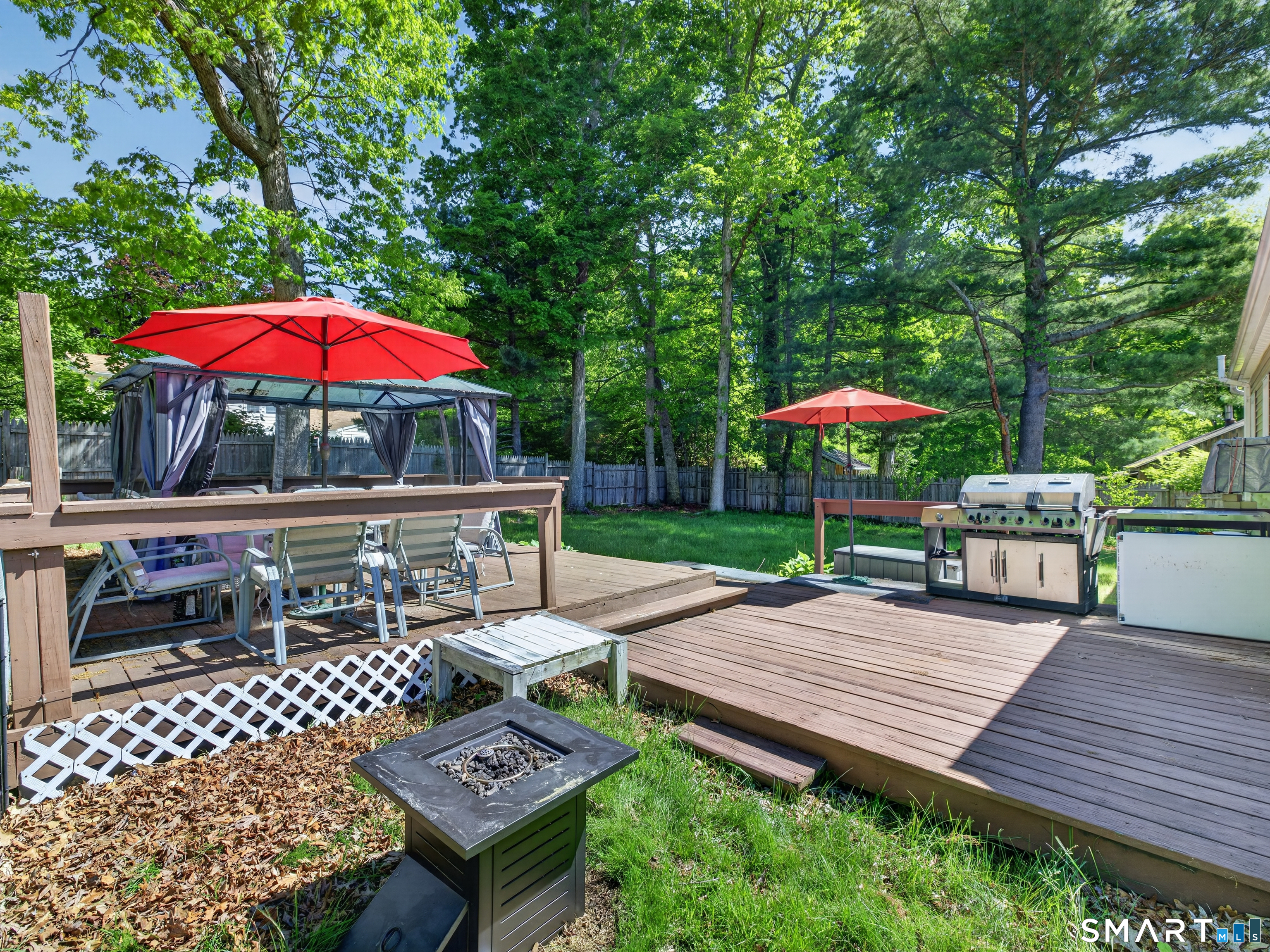 14 Oakwood Lane Clinton CT 06413