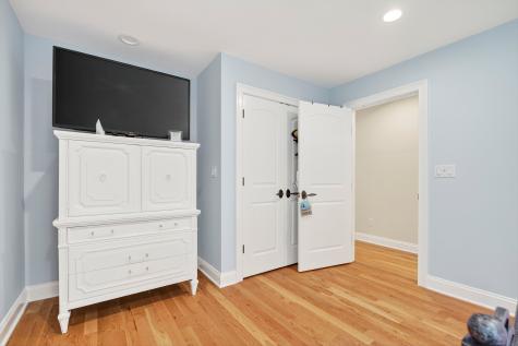 99 Carriage Lane Roxbury CT 06783