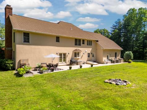 99 Carriage Lane Roxbury CT 06783