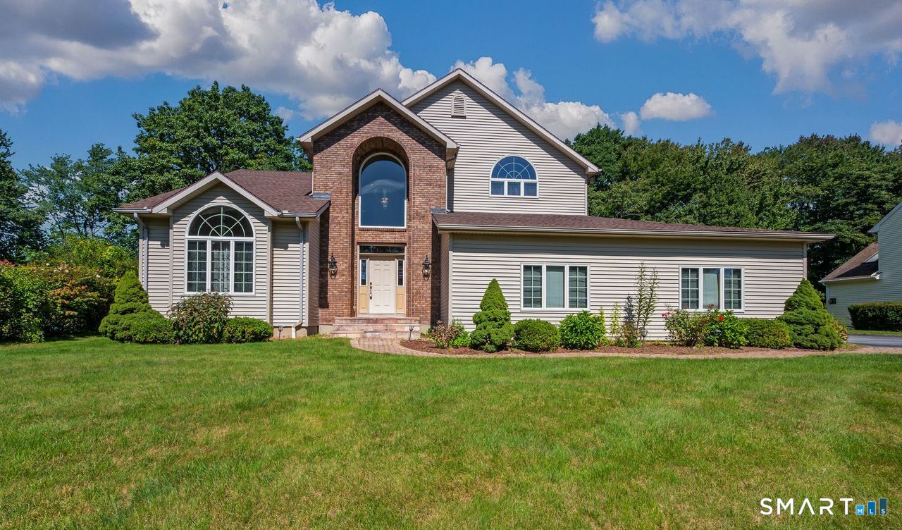 124 Suncrest Court Torrington CT 06790