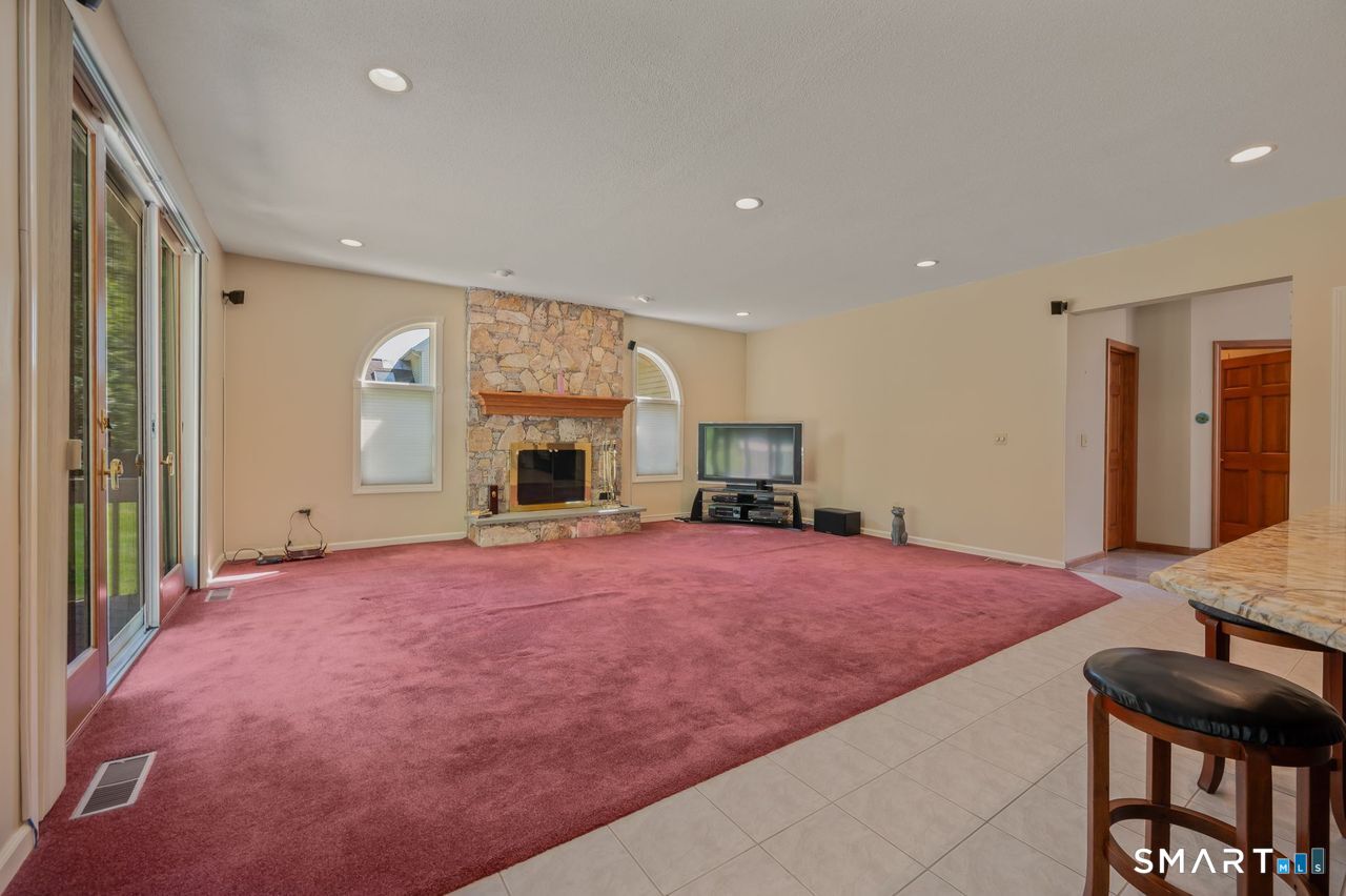 124 Suncrest Court Torrington CT 06790