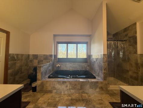 124 Suncrest Court Torrington CT 06790