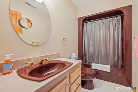 124 Suncrest Court Torrington CT 06790