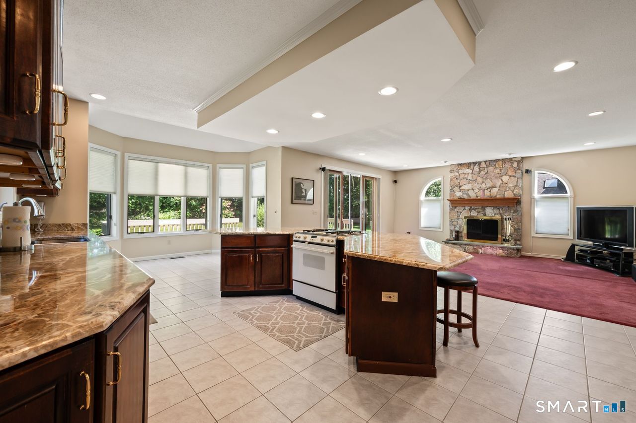 124 Suncrest Court Torrington CT 06790