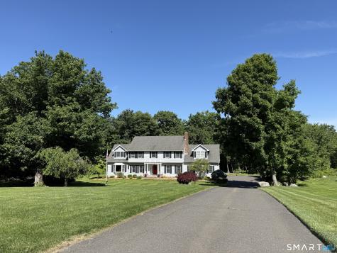7 Huntington Lane New Fairfield CT 06812