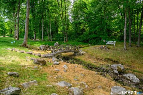 7 Huntington Lane New Fairfield CT 06812