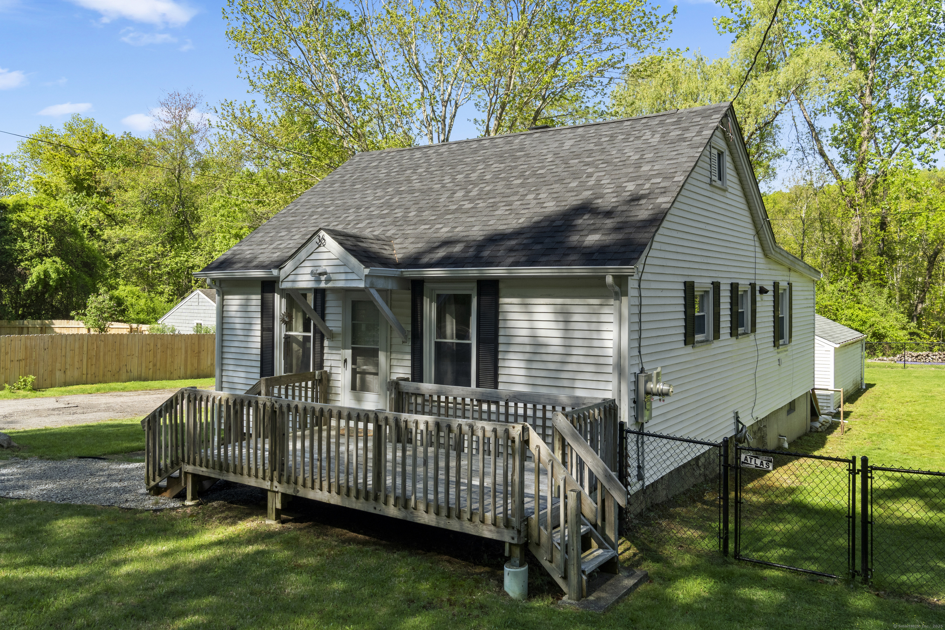 36 Jennings Street Norwich CT 06360