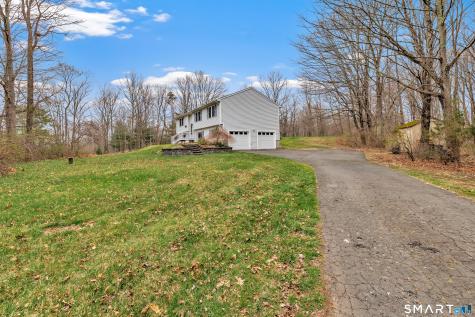 108 Webb Circle Monroe CT 06468