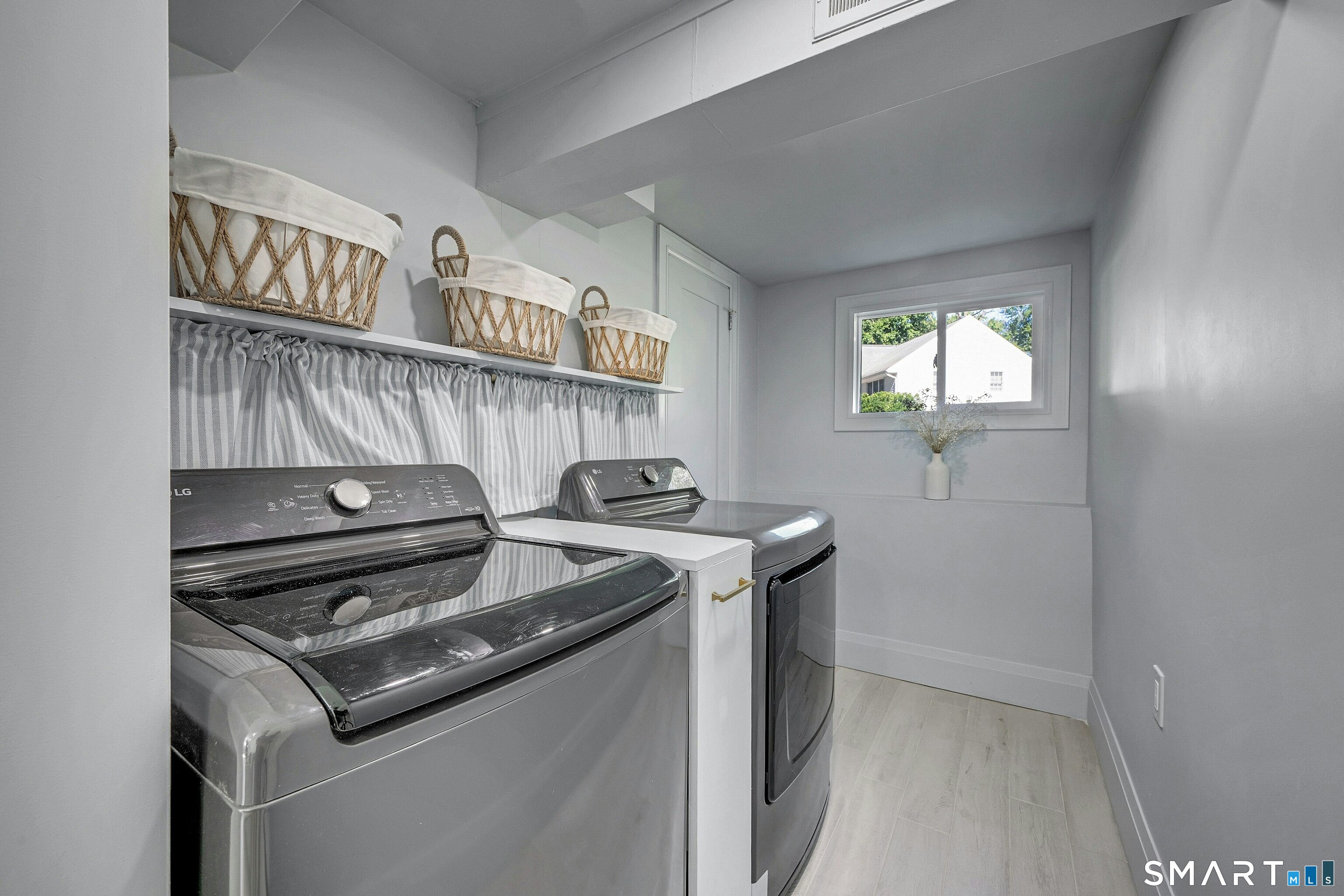 37 Mary Lane Greenwich CT 06878