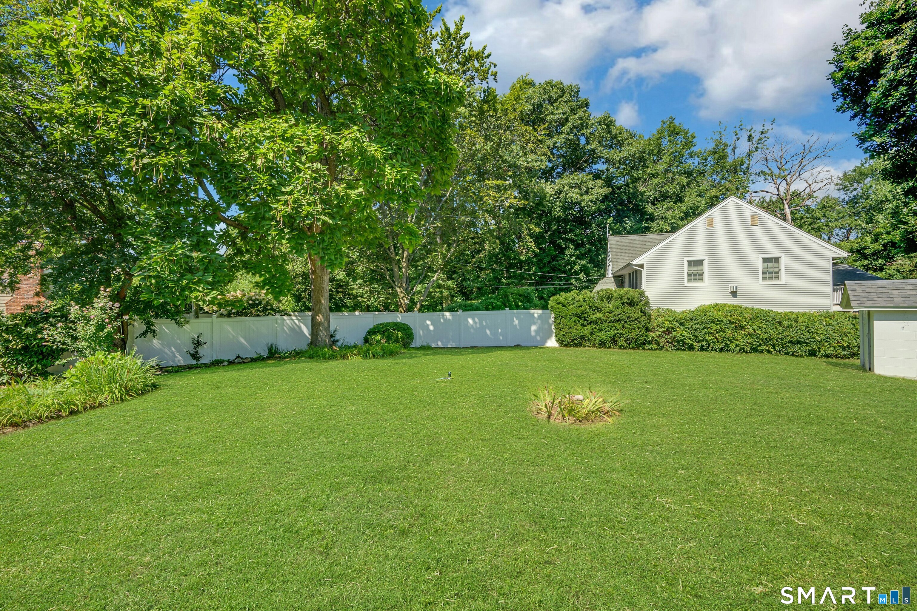 37 Mary Lane Greenwich CT 06878