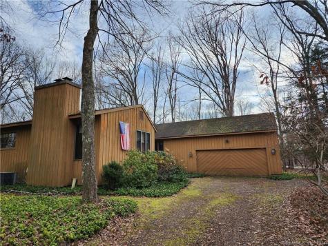 2165 Shepard Avenue Hamden CT 06518